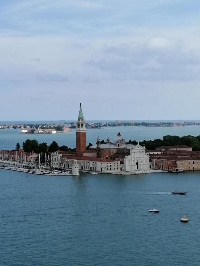 Rizzi, Elegante Monolocale In Centro Storico Veneza Exterior foto