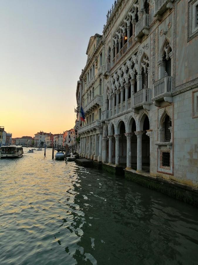 Rizzi, Elegante Monolocale In Centro Storico Veneza Exterior foto
